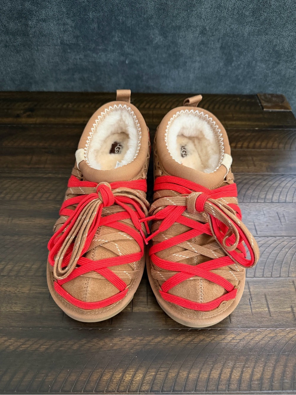 UGG Tasman Lace Chestnut Men’s Size 11 Shearling Slippers 1175054-CHE NEW